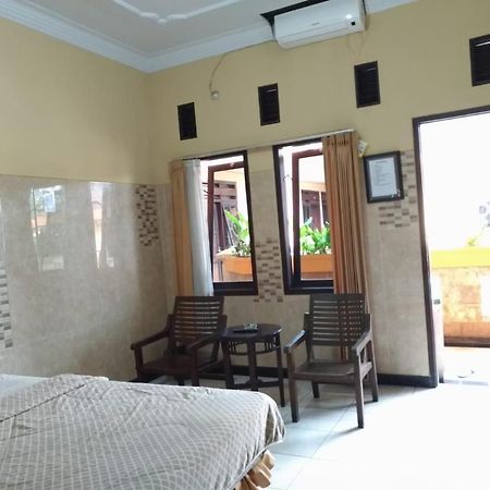 Hotel Tirto Malang Exterior photo